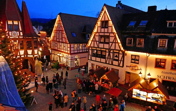 Weihnachtsmarkt in Michelstadt im südhessischen Odenwaldkreis, Deutschland