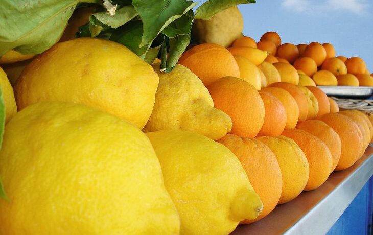 Zitronen und Orangen, Ischia