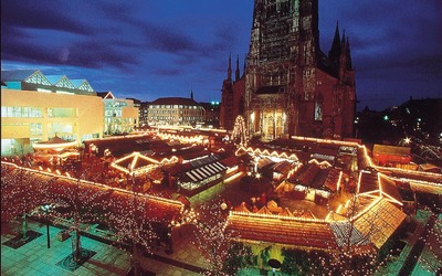 Weihnachtsmarkt in Ulm, Deutschland