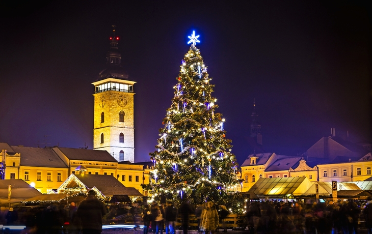 Weihnachtsmarkt in Budweis (?eské Bud?jovice) in der Südböhmischen Region im Süden Tschechiens