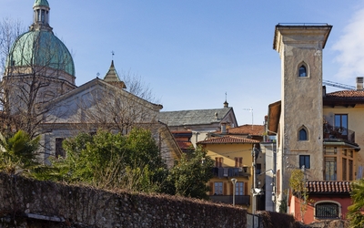 Altstadt von Verbania in Italien
